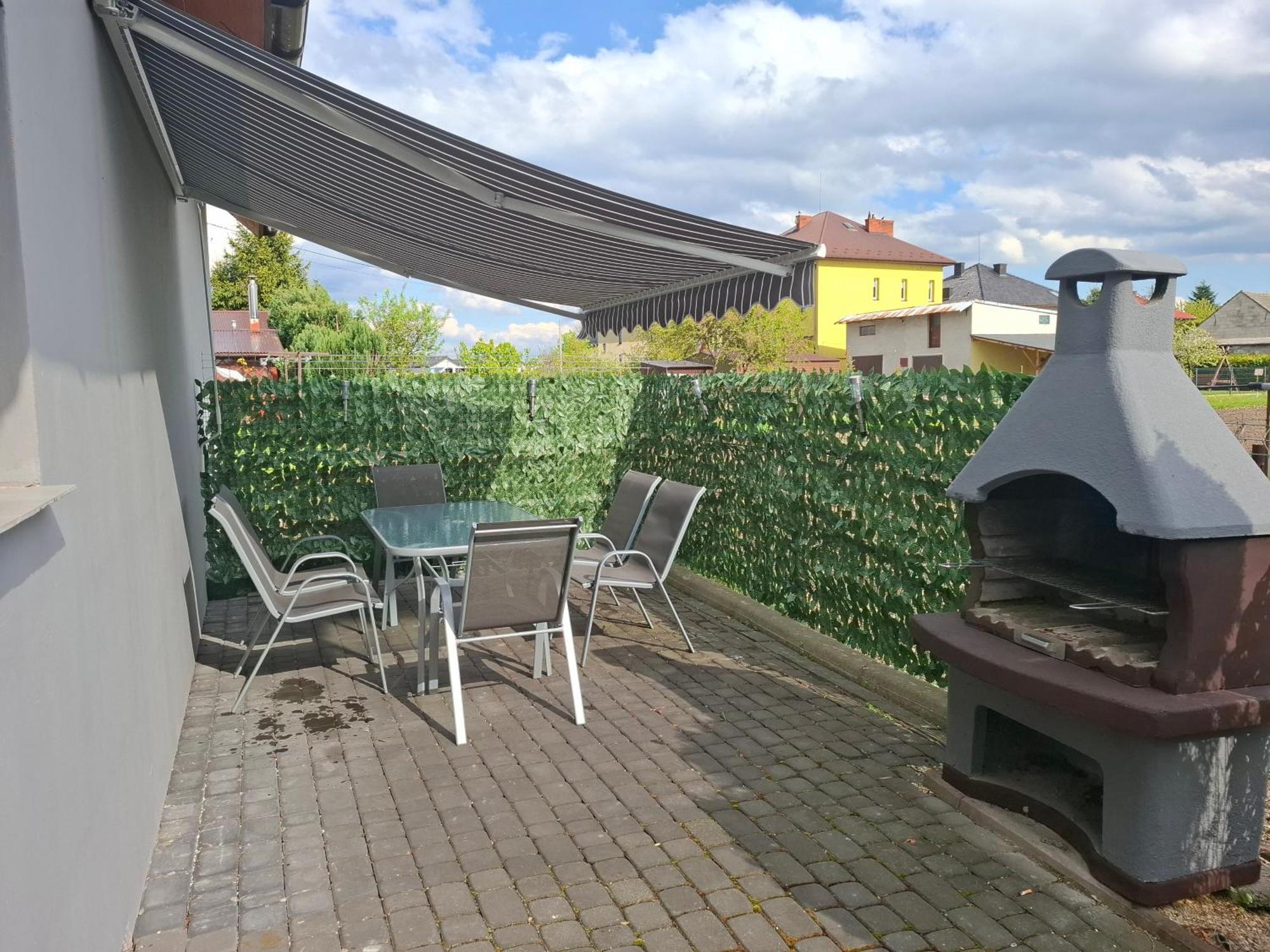 Mieszkanie B Lowiczki Zator Exterior photo